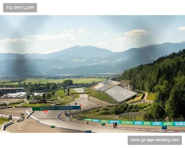 红牛主场奥地利冲刺赛即将开启 全力冲冠迎接激烈对决 红牛主场奥地利冲刺赛即将开启 全力冲冠迎接激烈对决