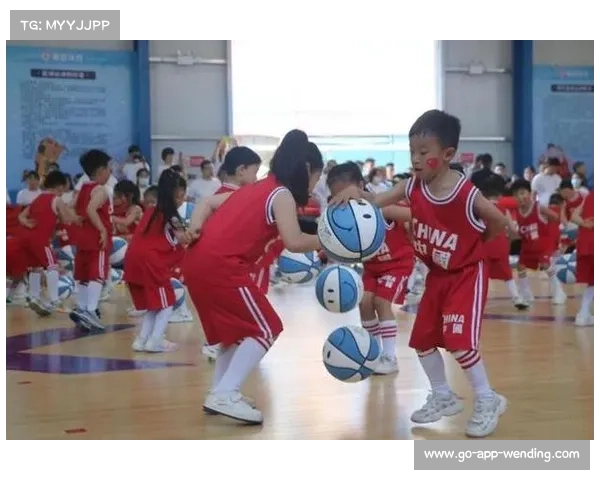 华盛顿神秘人社区计划启动免费青少年篮球课程助力青少年成长